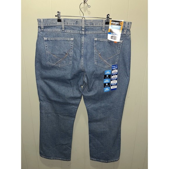 Wrangler Men's Jeans Cool Vantage 42 Vintage Boot Flame Resistant 42x30 FRCV42V - Picture 2 of 6